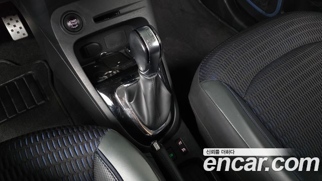 Renault Korea QM3 RE Signature 2017 — фото 9