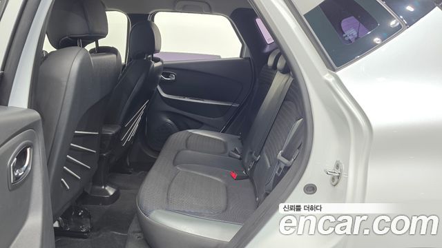 Renault Korea QM3 RE Signature 2017 — фото 16