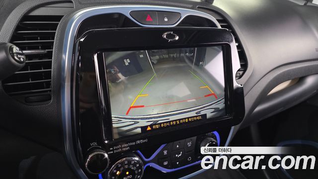Renault Korea QM3 RE Signature 2017 — фото 19