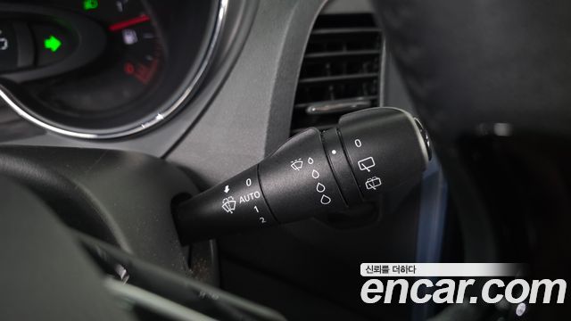 Renault Korea QM3 RE Signature 2017 — фото 33