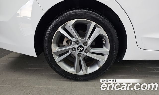 Hyundai Avante (AD) 1.6 GDI Value Plus 2017 — фото 5