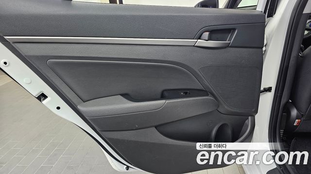 Hyundai Avante (AD) 1.6 GDI Value Plus 2017 — фото 25