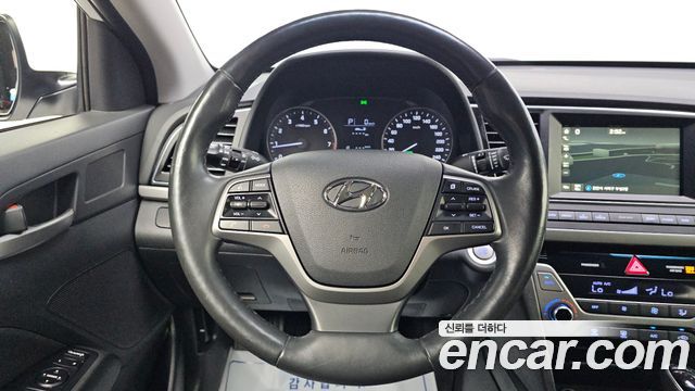 Hyundai Avante (AD) 1.6 GDI Smart 2016 — фото 15