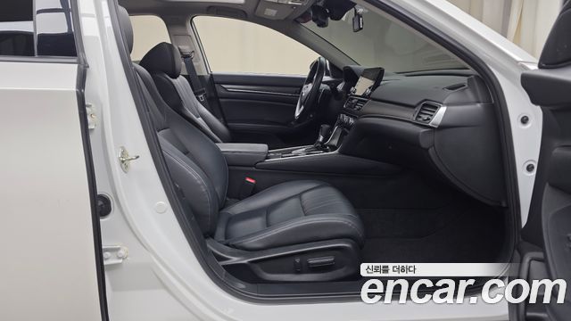 Honda Accord (X) 1.5 Turbo 2018 — фото 26