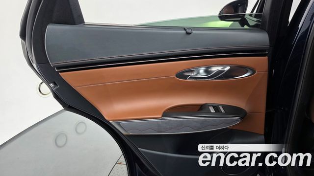 Genesis GV70 2.2 Diesel AWD 2021 — фото 30