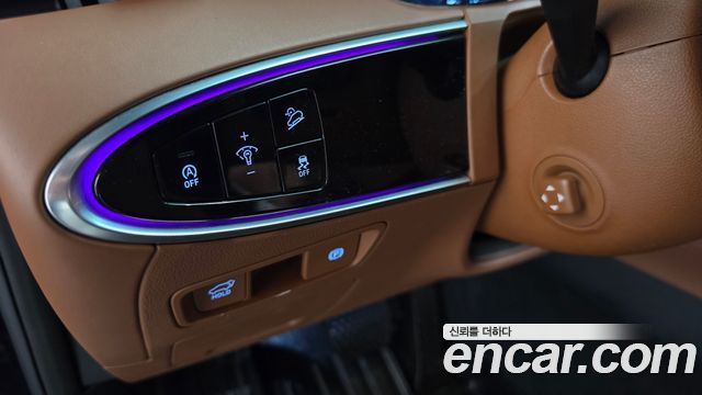 Genesis GV70 2.2 Diesel AWD 2021 — фото 32