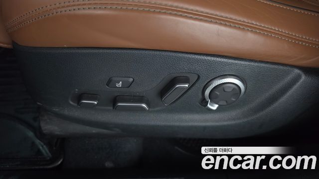 Genesis GV70 2.2 Diesel AWD 2021 — фото 36