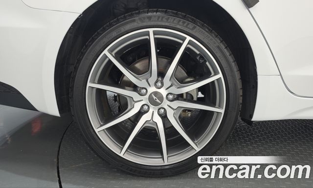 Genesis G70 Shooting Brake Gasoline 2.0T 4WD 2023 — фото 5