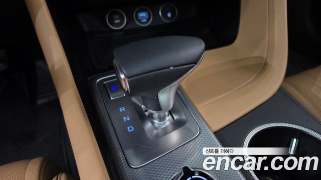 Genesis G70 Shooting Brake Gasoline 2.0T 4WD 2023 — фото 9