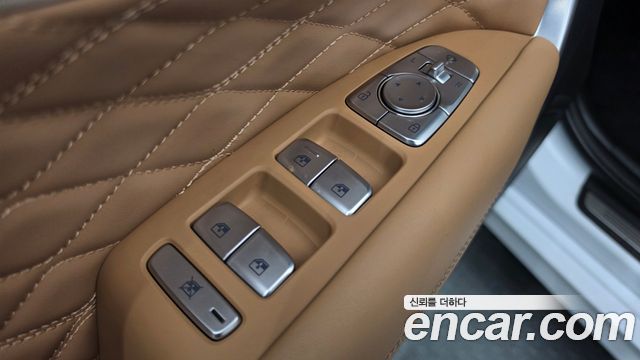 Genesis G70 Shooting Brake Gasoline 2.0T 4WD 2023 — фото 27