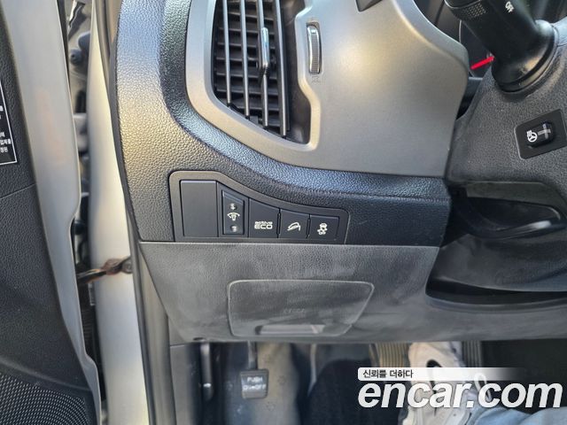 Kia Sportage R Diesel 2WD TLX Premium 2012 — фото 16