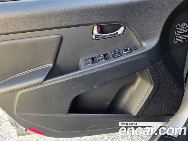 Kia Sportage R Diesel 2WD TLX Premium 2012 — фото 18