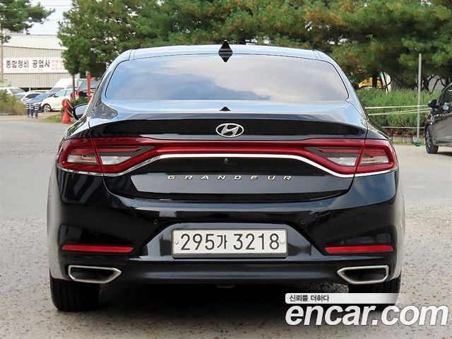 Hyundai Grandeur (IG) 2.4 Modern 2017 — фото 4