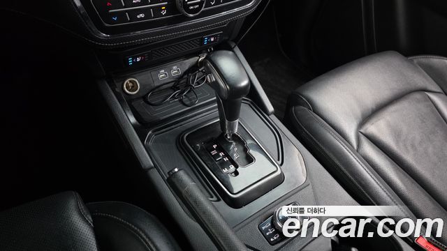 KG Mobility (SsangYong) Rexton Sports Khan Diesel 2.2 4WD Prestige 2022 — фото 9
