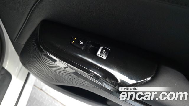 Kia K5 (III) 2.0 Noblesse 2024 — фото 19