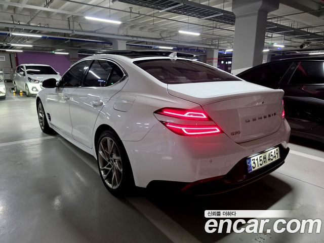 Genesis G70 Gasoline 2.0T 2WD 2021 — фото 5