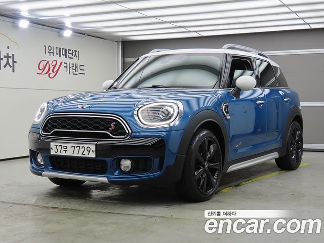 MINI Cooper SD Countryman ALL4 2nd 2018 — фото 1