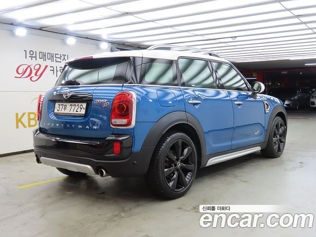 MINI Cooper SD Countryman ALL4 2nd 2018 — фото 4