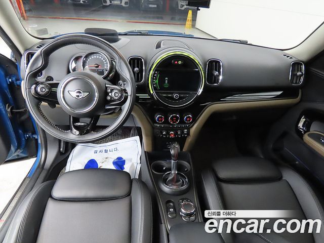 MINI Cooper SD Countryman ALL4 2nd 2018 — фото 7