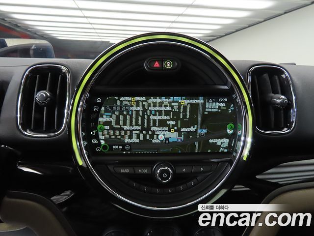 MINI Cooper SD Countryman ALL4 2nd 2018 — фото 18