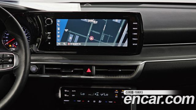 Kia K5 (III) 2.0 Prestige 2021 — фото 13