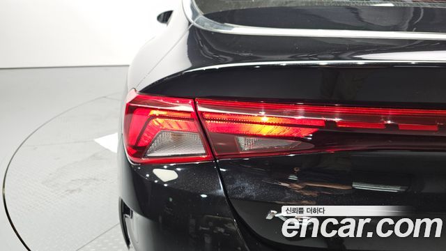 Kia K5 (III) 2.0 Prestige 2021 — фото 23
