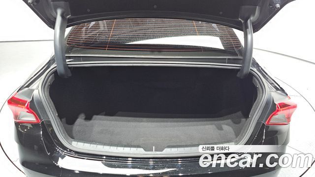 Kia K5 (III) 2.0 Prestige 2021 — фото 30