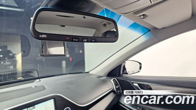 Hyundai Grandeur (IG) 2.4 Premium Special 2018 — фото 32