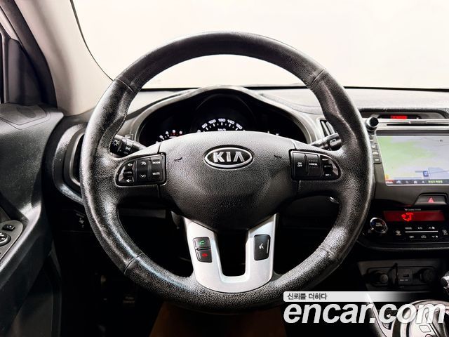 Kia Sportage R Diesel 2WD TLX High-Deluxe 2012 — фото 6