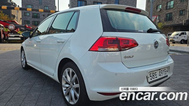 Volkswagen Golf (VII) 2.0 TDI 2016 — фото 4