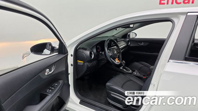 Kia K3 Luxury 2020 — фото 18