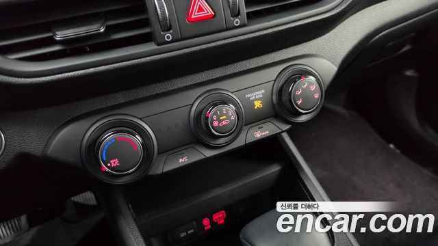 Kia K3 Luxury 2020 — фото 24