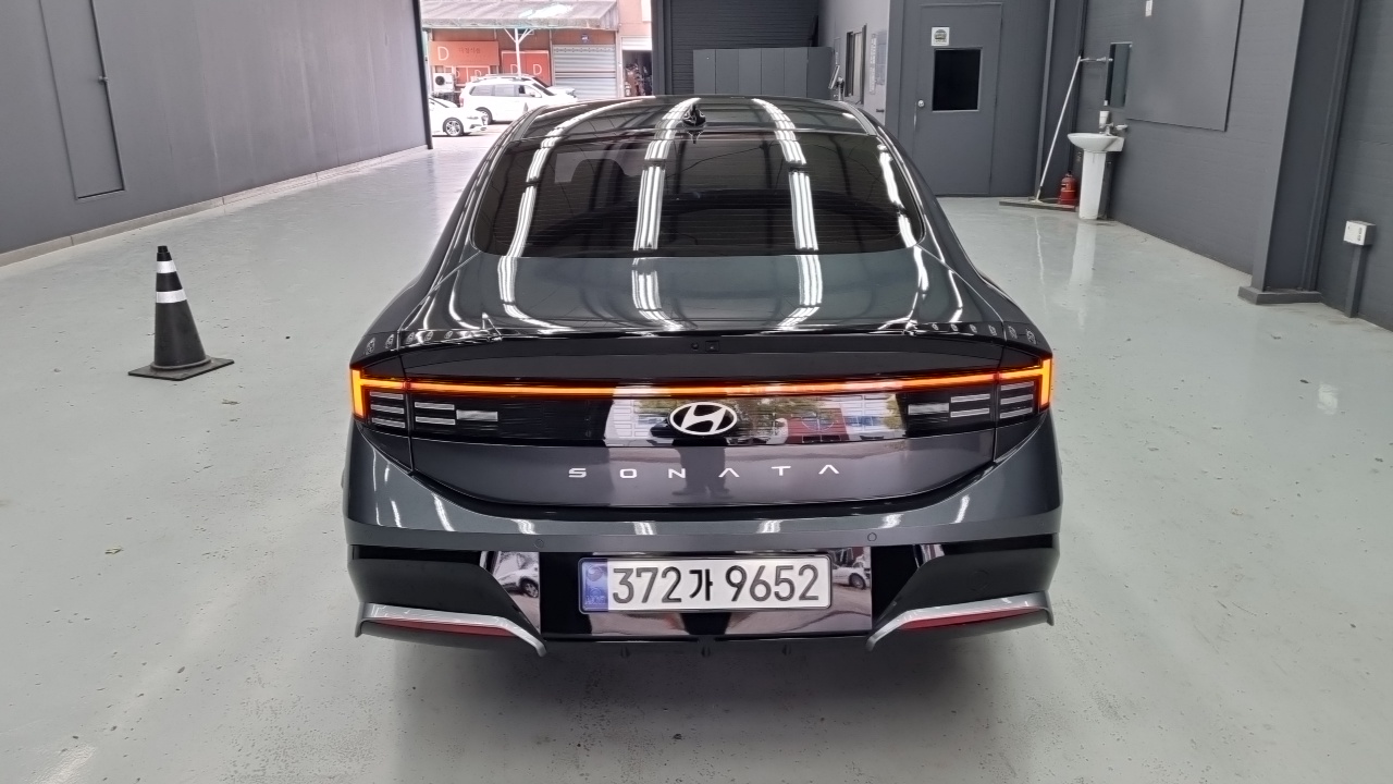 Hyundai Sonata The Edge (DN8) 1.6 Turbo Exclusive 2026 — фото 4