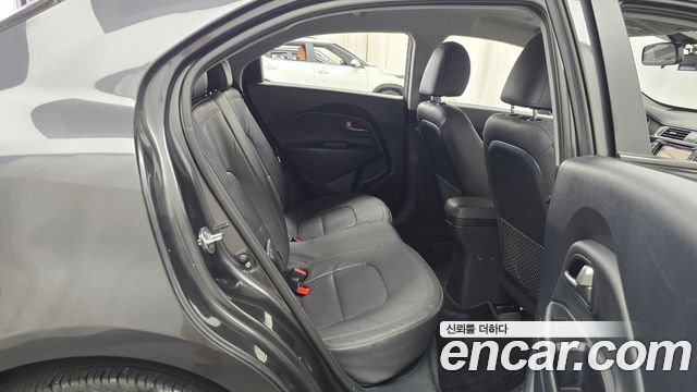 Kia Pride Diesel 5DR 1.4 Luxury 2015 — фото 12