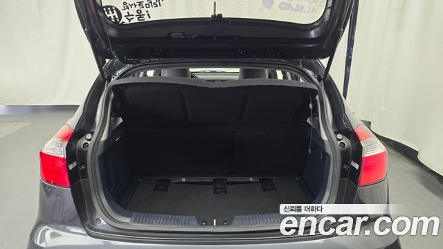 Kia Pride Diesel 5DR 1.4 Luxury 2015 — фото 20