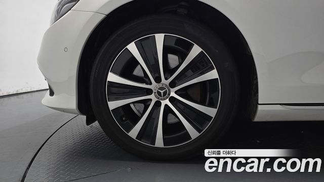 Mercedes-Benz E-Class (W213) E300e 4MATIC Exclusive 2020 — фото 5