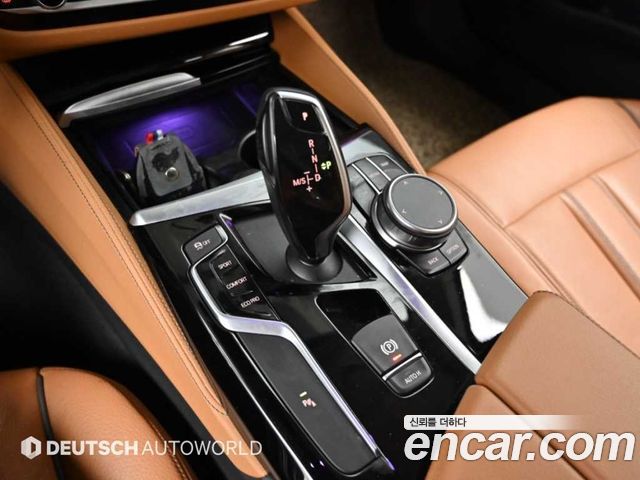 BMW 5 Series (G30) 520i Luxury 2019 — фото 9