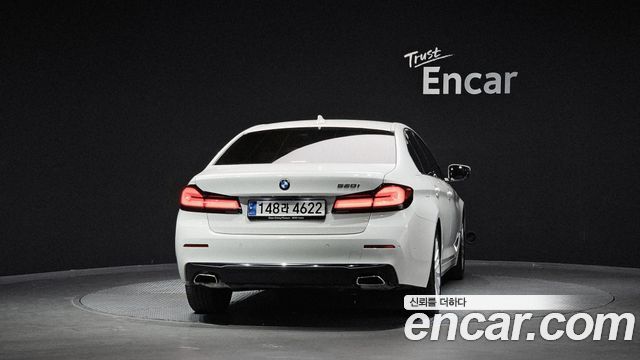 BMW 5 Series (G30) 520i Luxury 2023 — фото 4