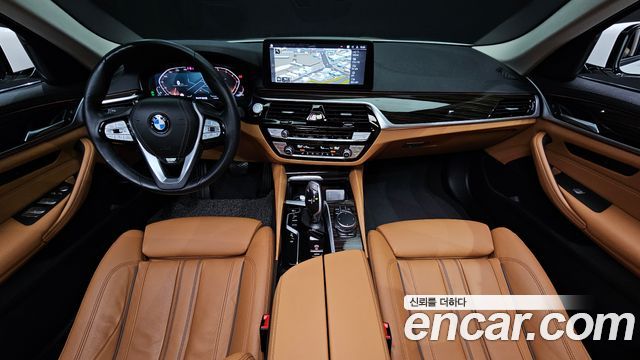 BMW 5 Series (G30) 520i Luxury 2023 — фото 7