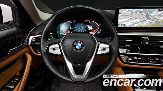 BMW 5 Series (G30) 520i Luxury 2023 — фото 16