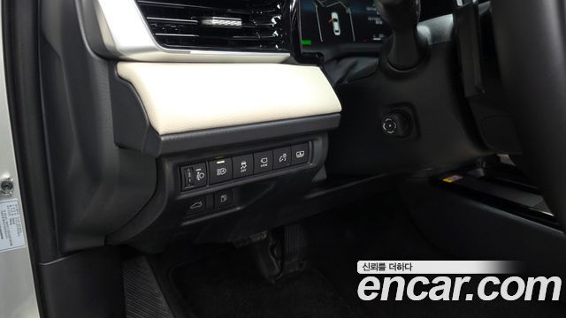 Toyota Camry (XV80) 2.5 XLE Premium Hybrid 2025 — фото 29