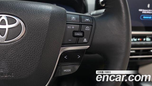 Toyota Camry (XV80) 2.5 XLE Premium Hybrid 2025 — фото 32