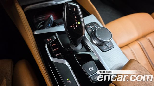 BMW 5 Series (G30) 520d M Sport package 2017 — фото 9
