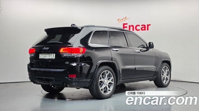 Jeep Grand Cherokee 3.6 Overland WK2 2021 — фото 2
