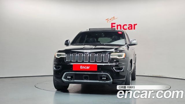 Jeep Grand Cherokee 3.6 Overland WK2 2021 — фото 3