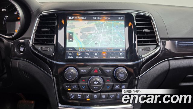 Jeep Grand Cherokee 3.6 Overland WK2 2021 — фото 13