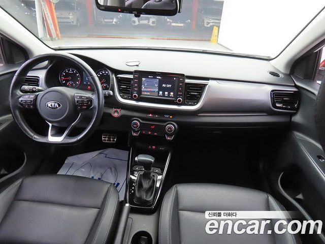 Kia Stonic 1.4 Prestige 2018 — фото 5