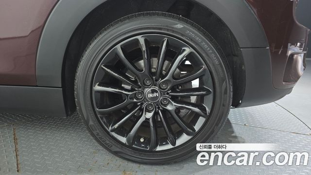 MINI Cooper S Clubman Standard 2nd 2019 — фото 21