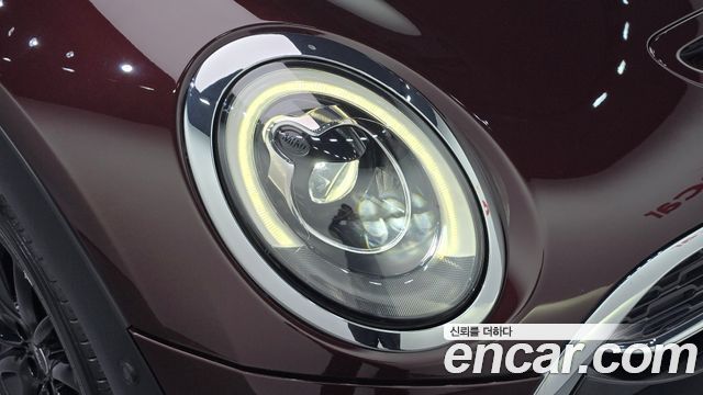 MINI Cooper S Clubman Standard 2nd 2019 — фото 22