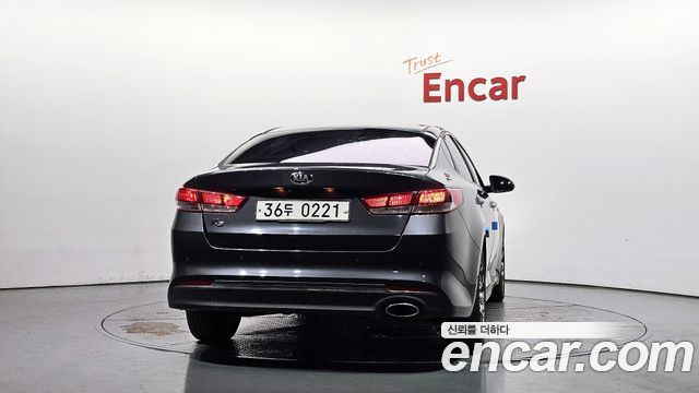 Kia K5 (II) 2.0 SX Luxury 2017 — фото 4